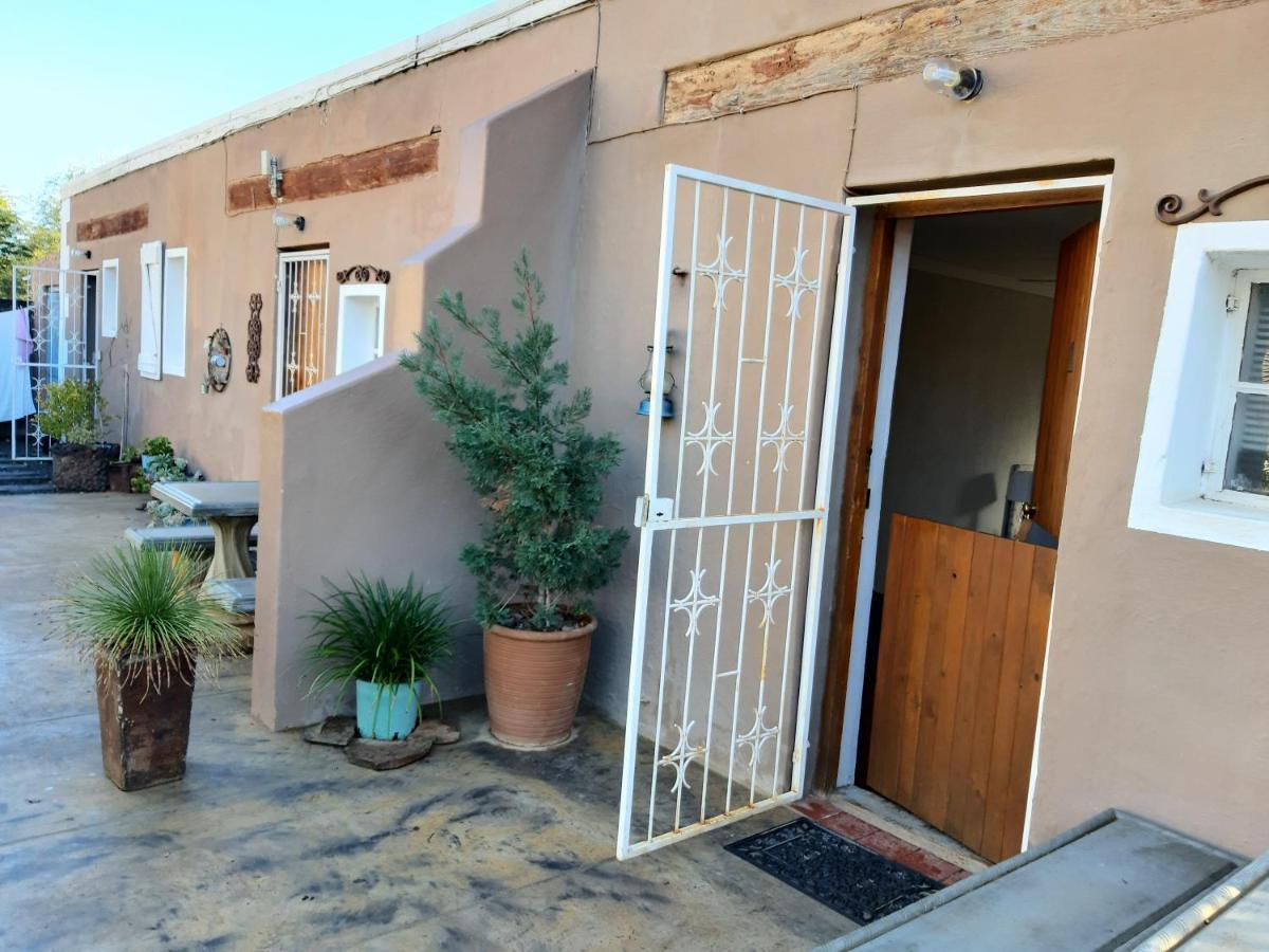 Carmel Villa B&B Or Self-Catering Calvinia Eksteriør billede