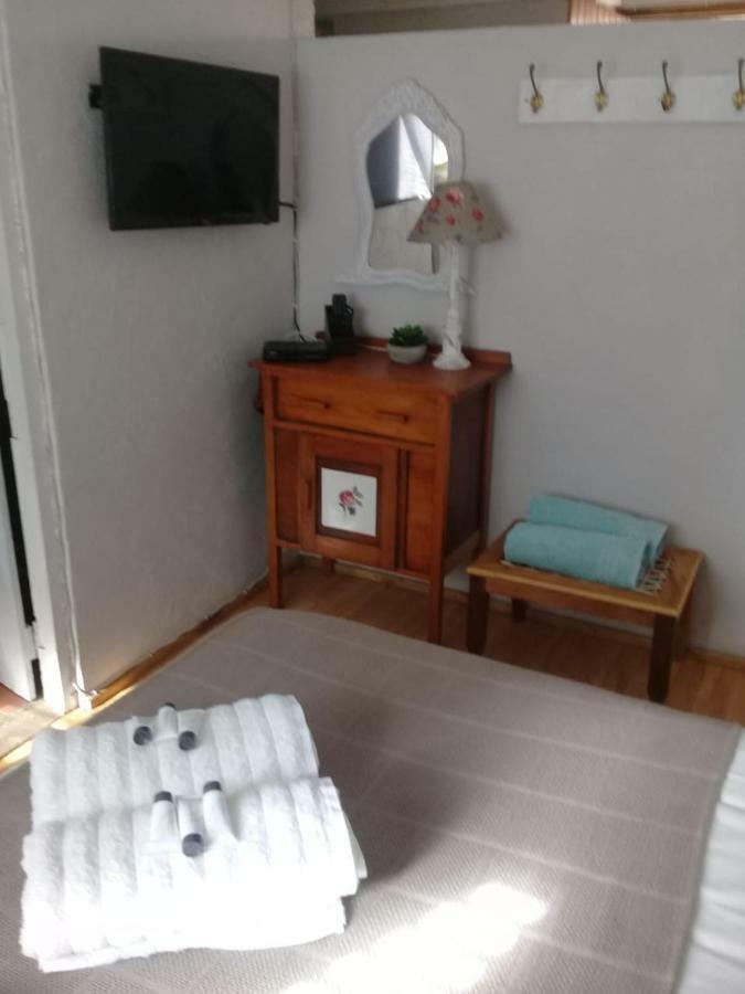 Carmel Villa B&B Or Self-Catering Calvinia Eksteriør billede
