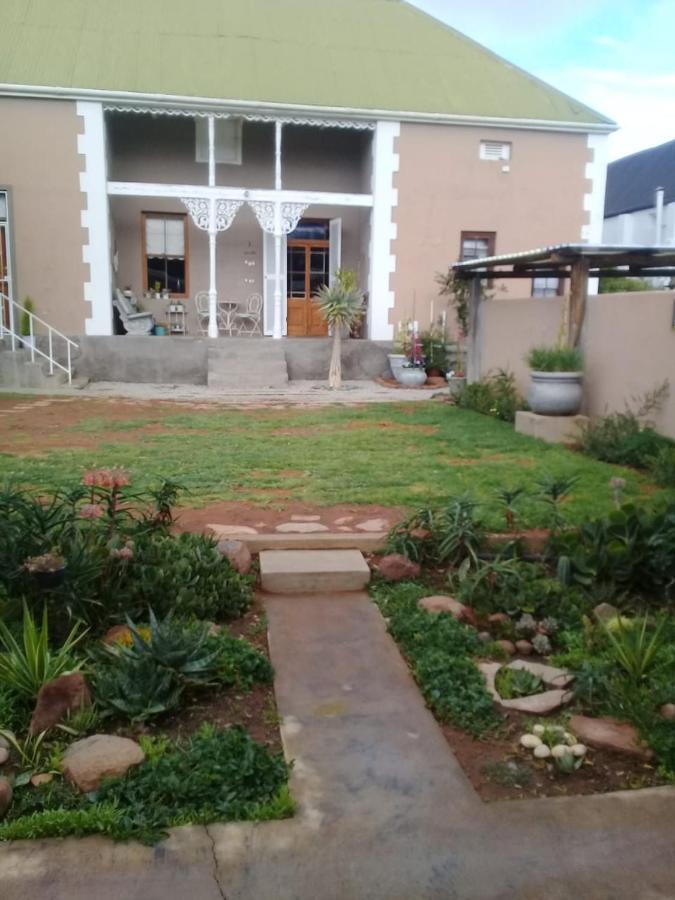 Carmel Villa B&B Or Self-Catering Calvinia Eksteriør billede